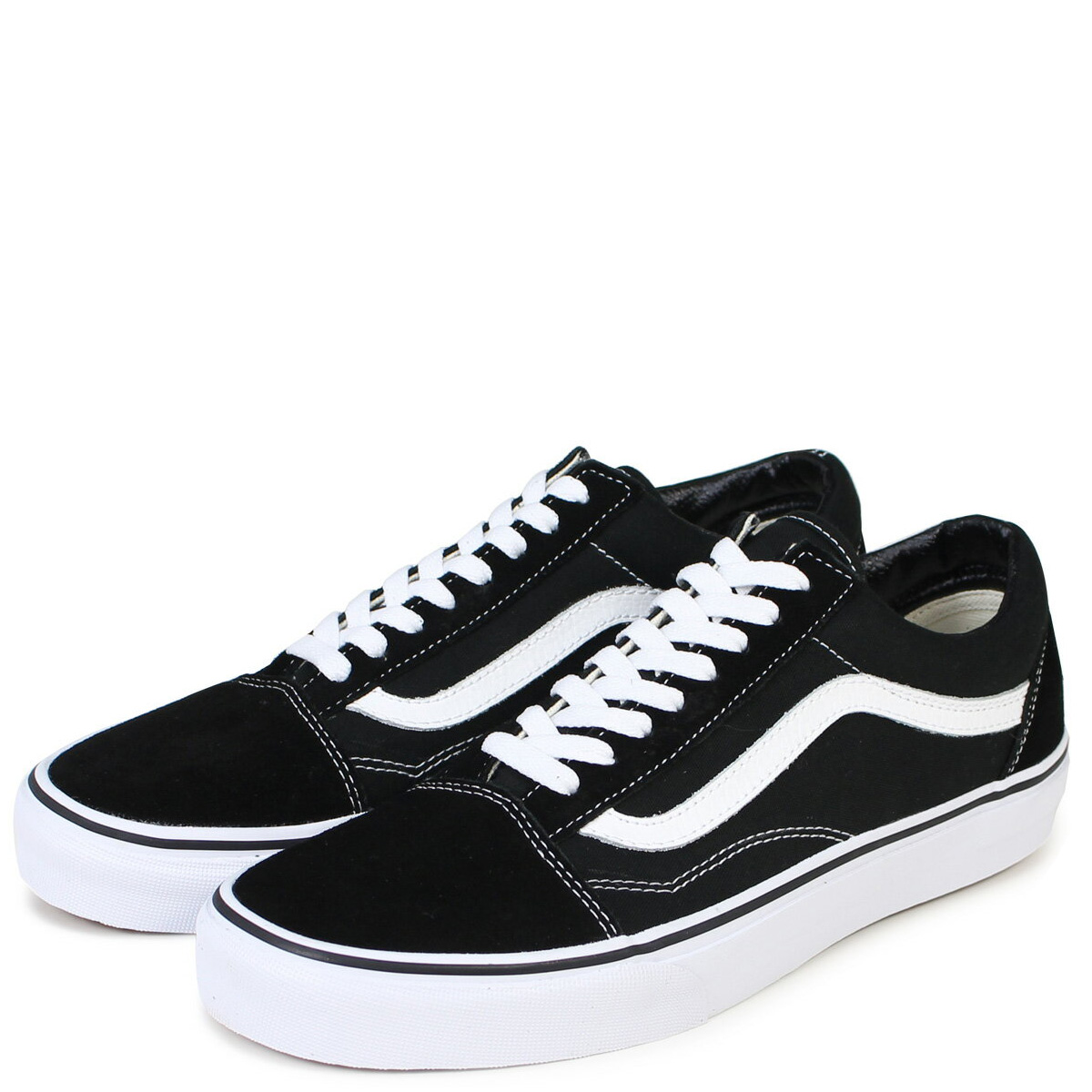 a picture of vans shoes